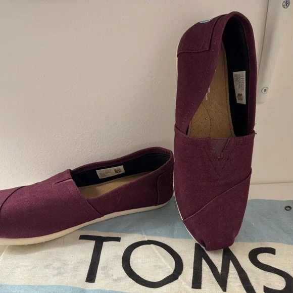 TOMS Burgundy Slip-Ons - Picture 2 of 8